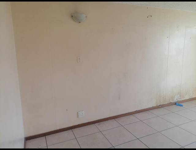 2.5 BEDROOM APARTMENT FOR SALE IN SUNNYSIDE
